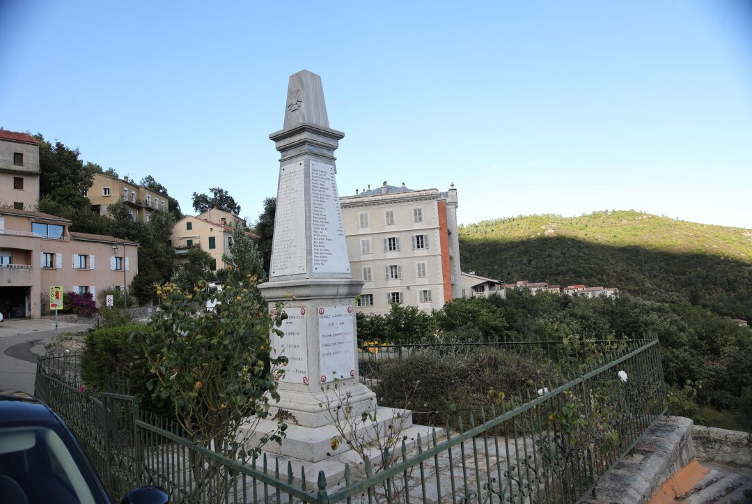 Monument aux Morts-Venaco必去景点