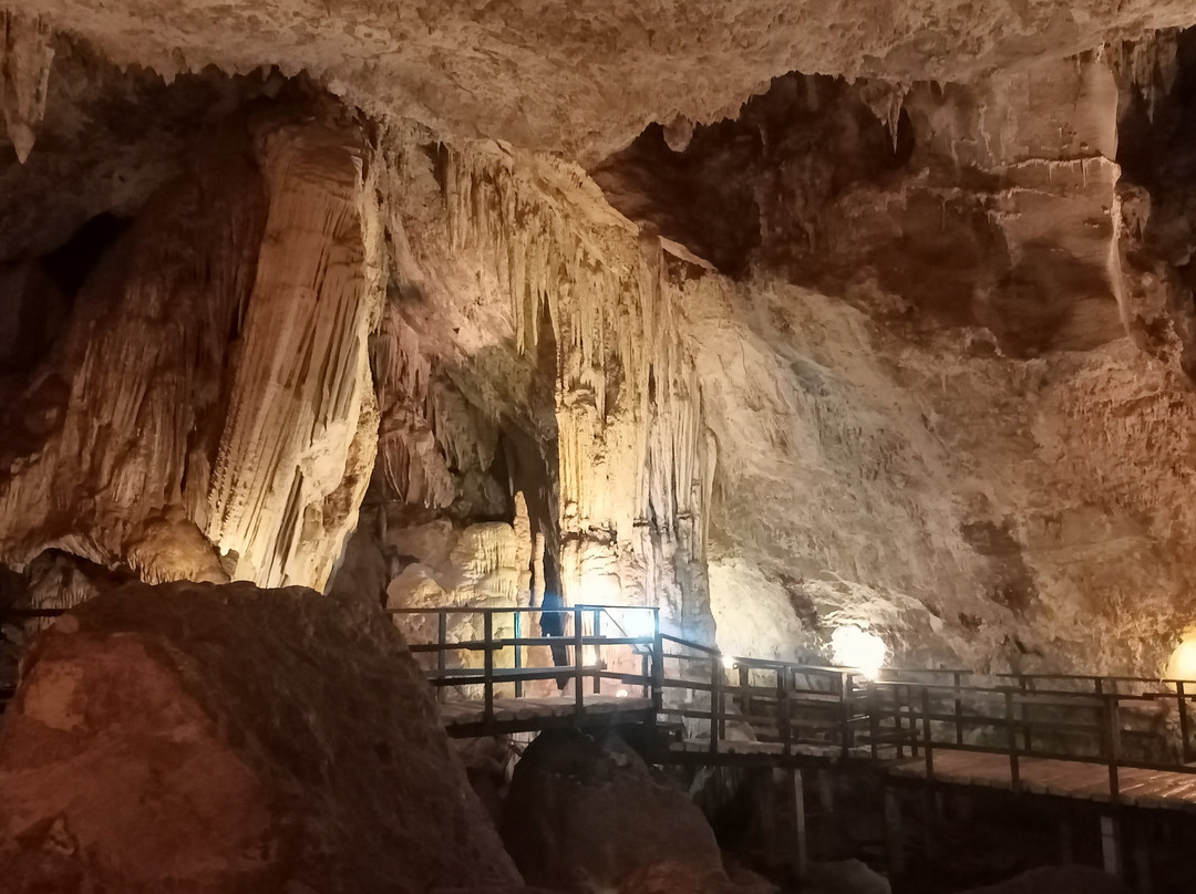 Diamond Cave Tham Phra Nang Nai-奥南必去景点