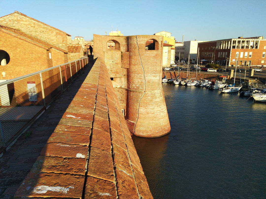 Venezia Nuova-里窝那必去景点