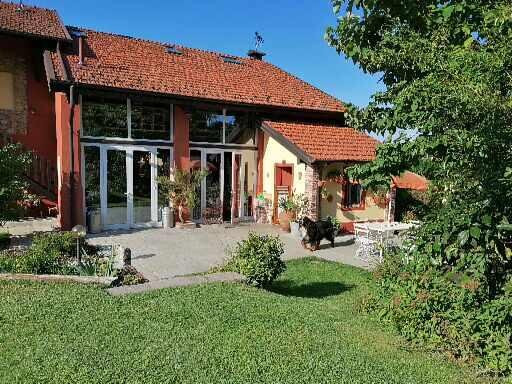 Divignano酒店住宿-B&B La Cascina di Monia e Mario