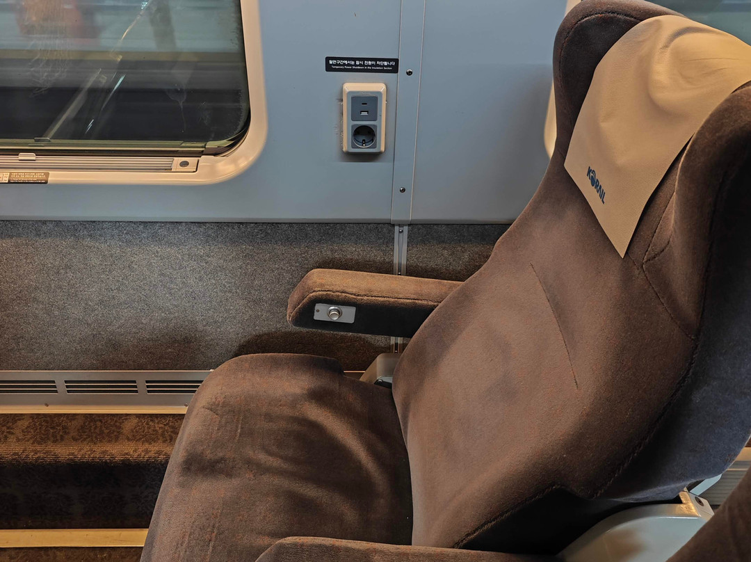 KTX (Korea Train Express)-首尔必去景点