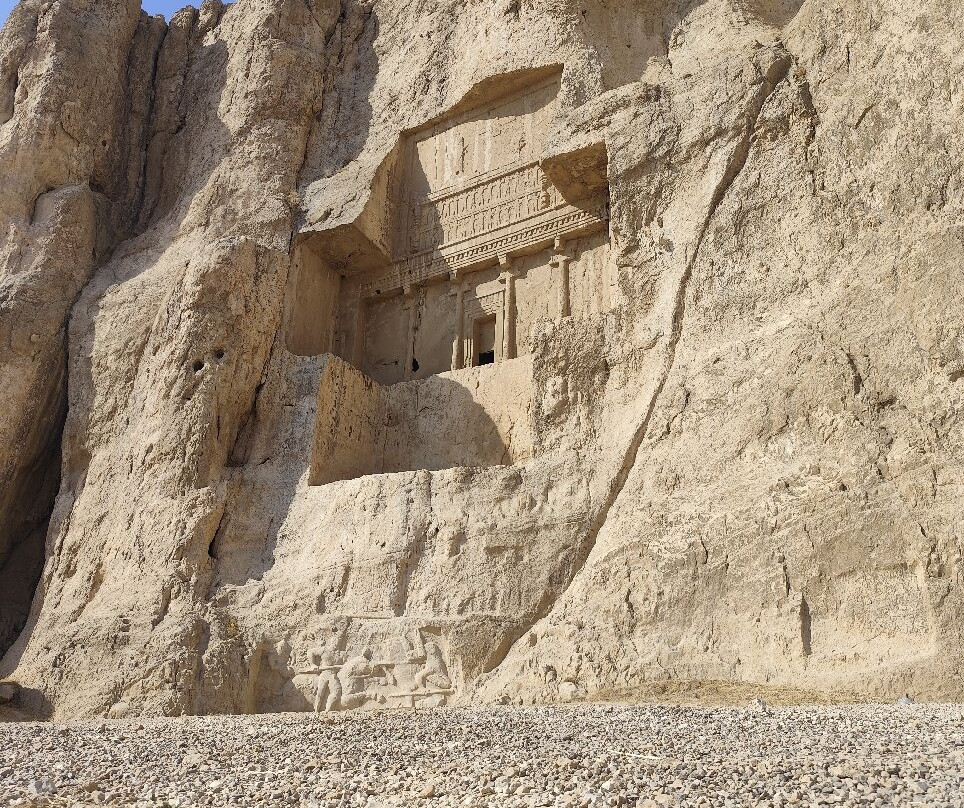 Negaar Varzaneh Traditional Guesthouse主图