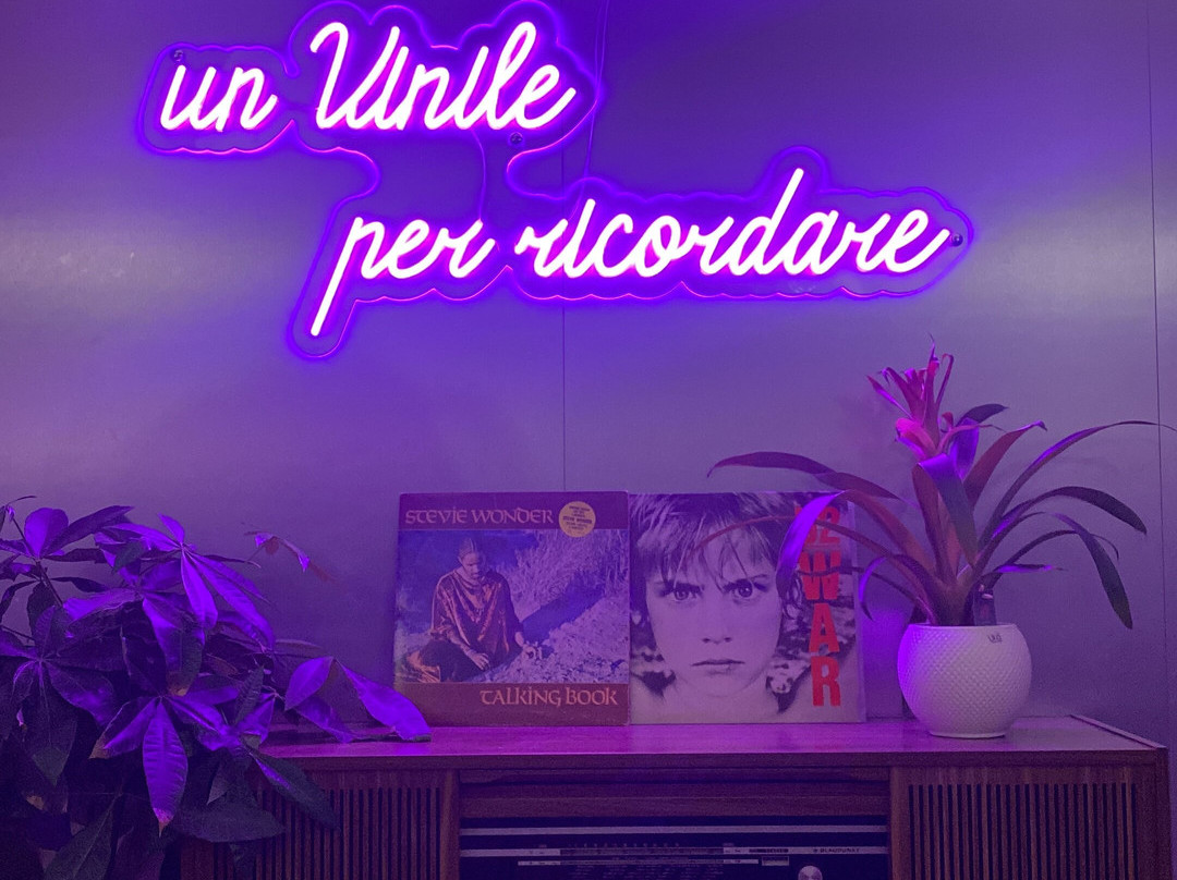 Moh- Pizza, Vini E Vinili