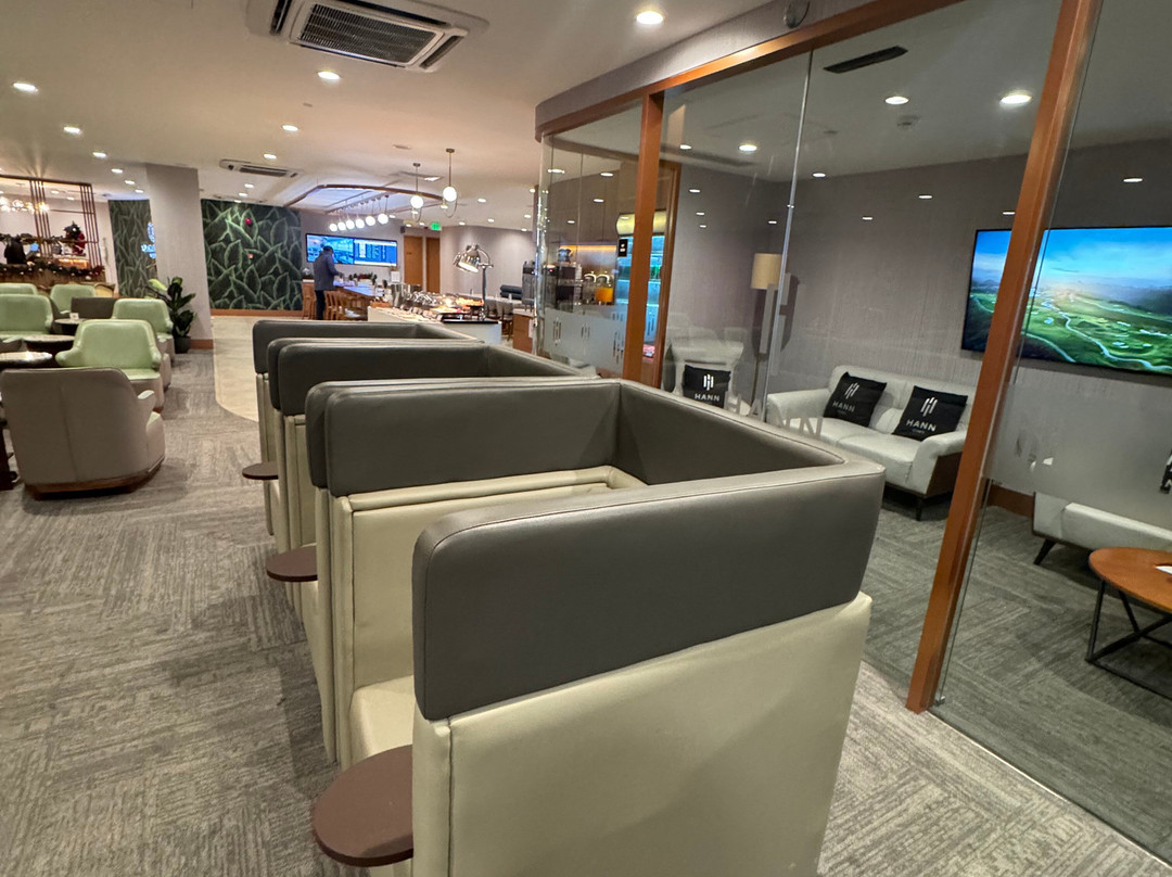Plaza Premium Lounge (Departures, Terminal 2)-克拉克自由港区必去景点