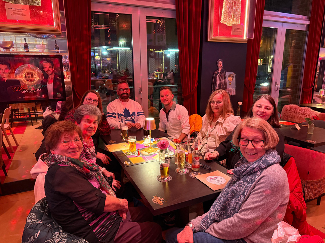Schlager Cafe DuÌsseldorf