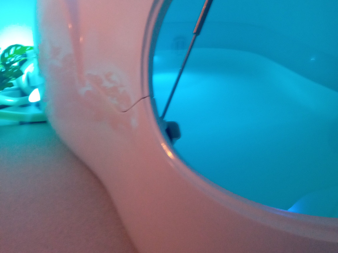 Revival Float Rooms-利默里克必去景点