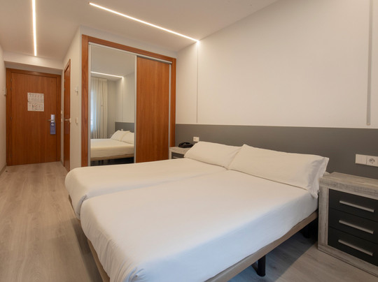 Hotel Oros by Evenia主图