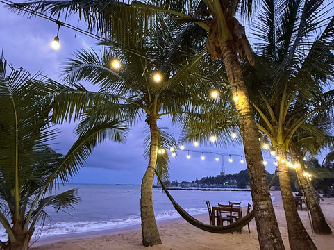 Serenity Beach Cabanas主图