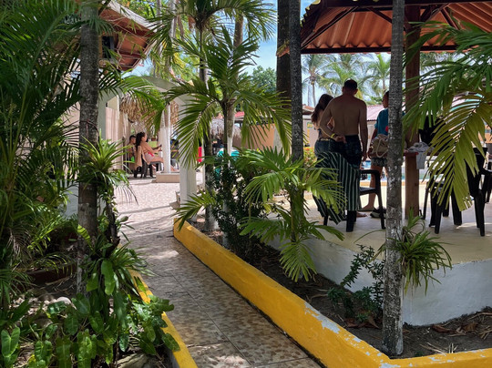 Bay View Hotel主图