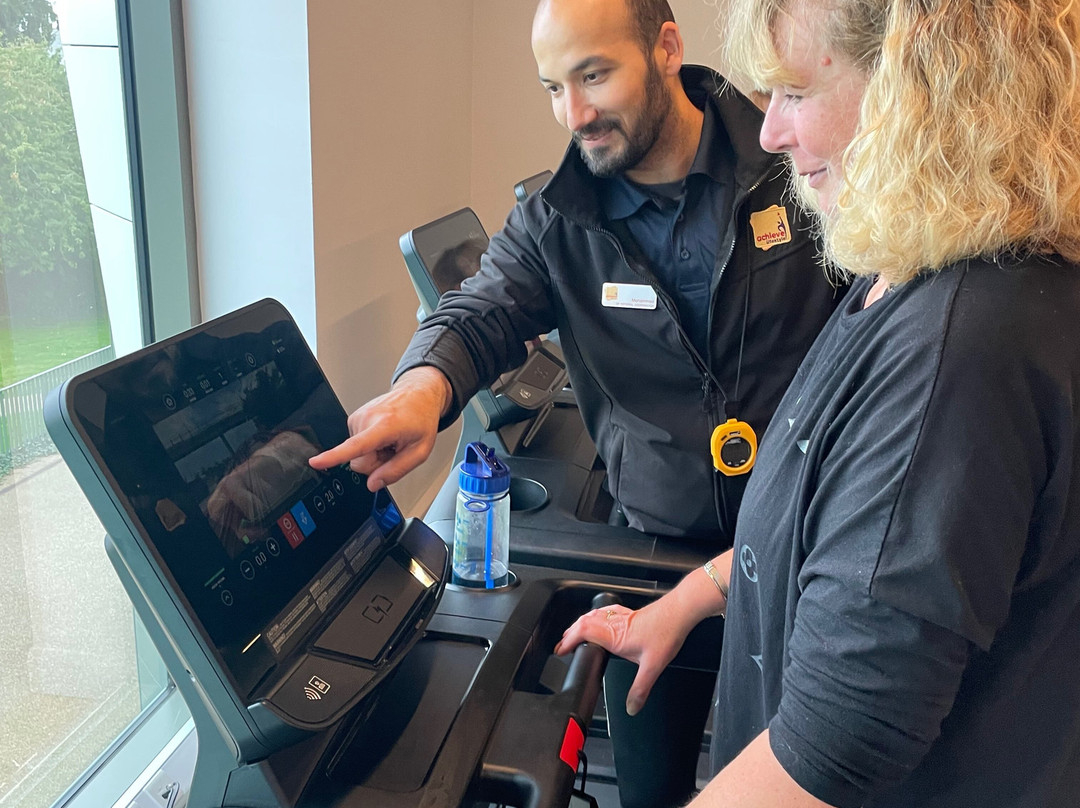 Achieve Lifestyle - Egham Orbit-埃格姆必去景点