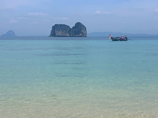 玛雅雷海滩度假酒店主图