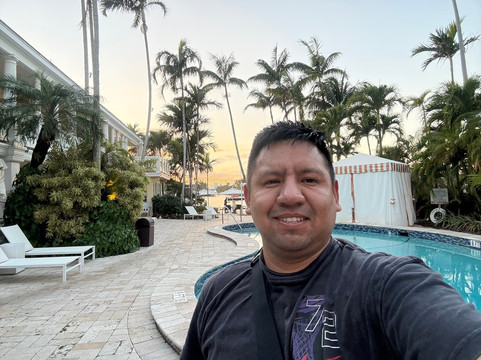 The Pillars Hotel & Club主图