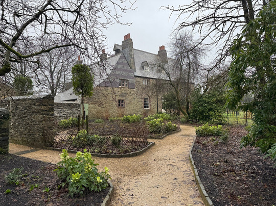 The Story Of Emily-St Ive必去景点