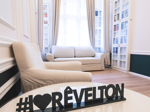 Revelton Suites Karlovy Vary主图