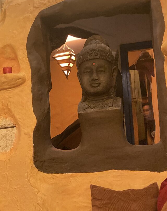 Elements Cocktail Bar-德拉克鲁兹索尔港必去景点