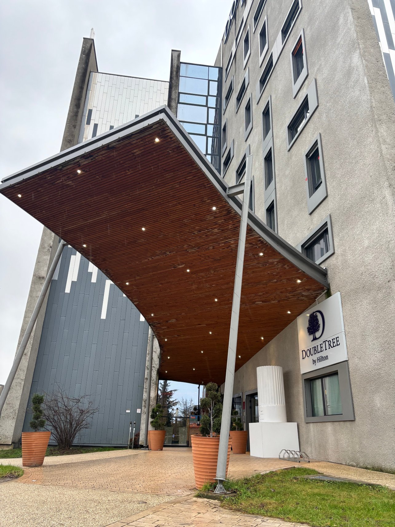 金色郁金香里昂酒店-官方