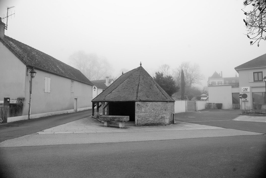 Lavoir Du Bourg-Buxy必去景点