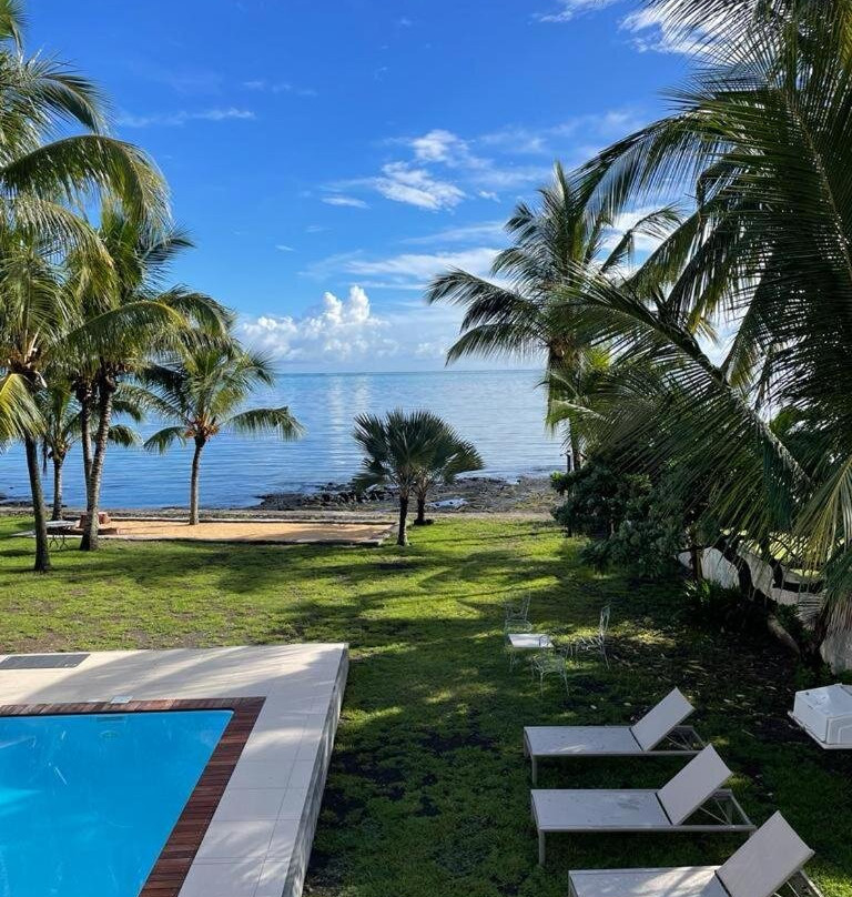 Canari Waterfront Villas