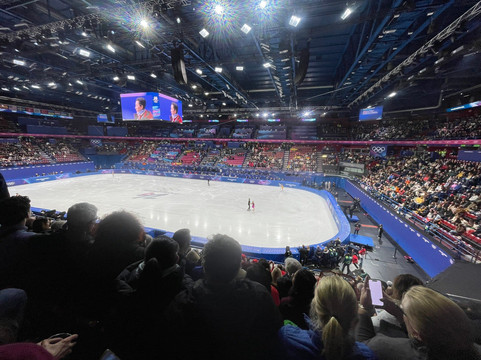 Unipol Forum-阿萨戈必去景点