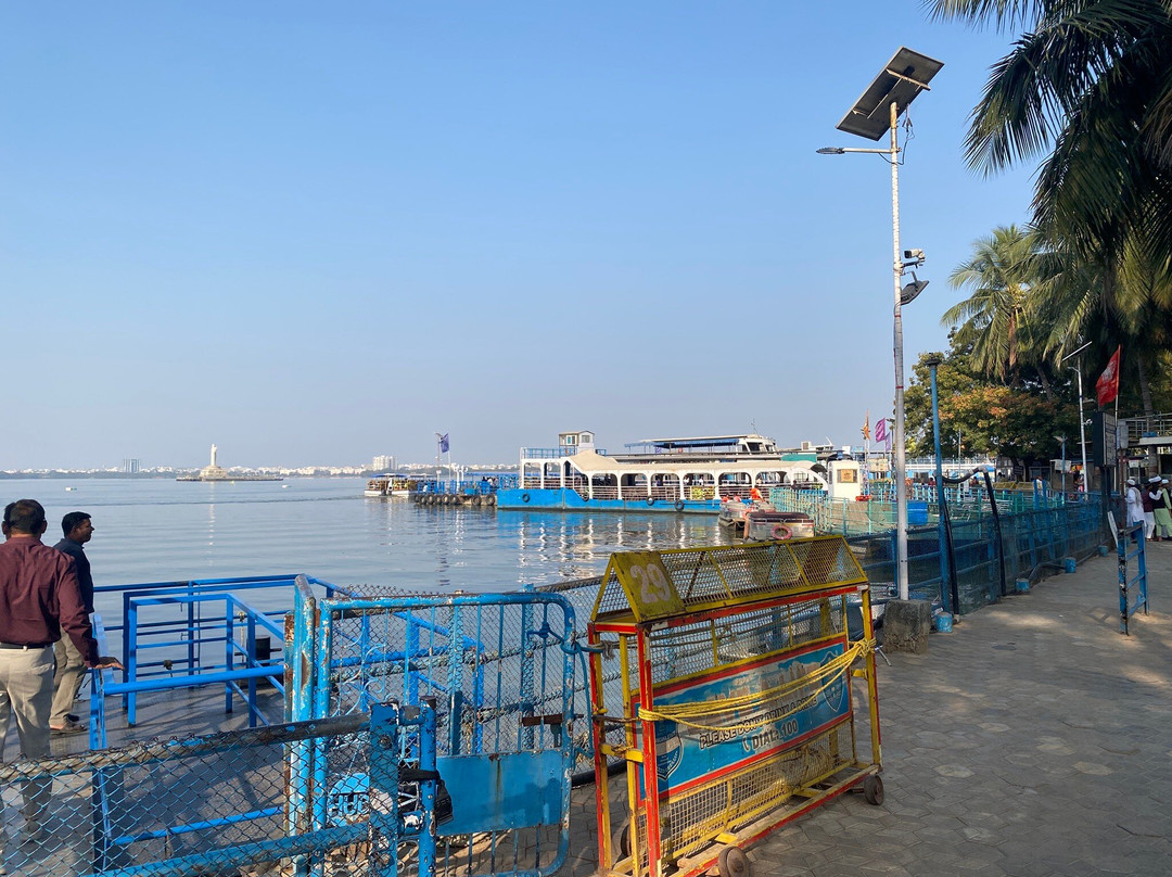 Hussain Sagar Lake-海德拉巴必去景点