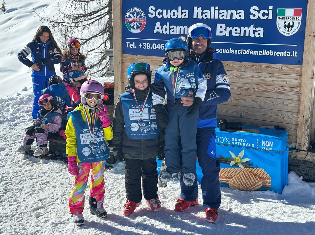 Scuola Italiana Sci Adamello Brenta-马多纳迪坎皮格里奥必去景点