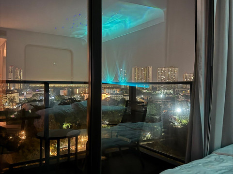 芭提雅格兰德中心太空酒店主图