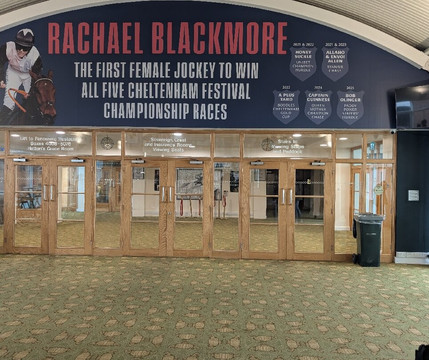 Cheltenham Racecourse-切尔滕纳姆必去景点