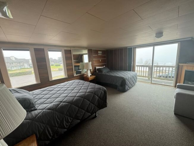 日落海滨旅馆主图