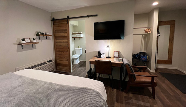 常青汽车旅馆主图