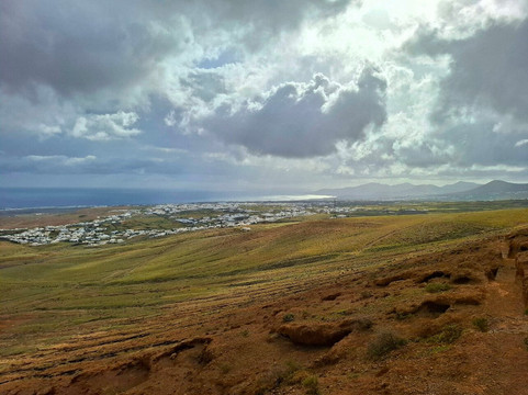 Las Grietas-提亚必去景点