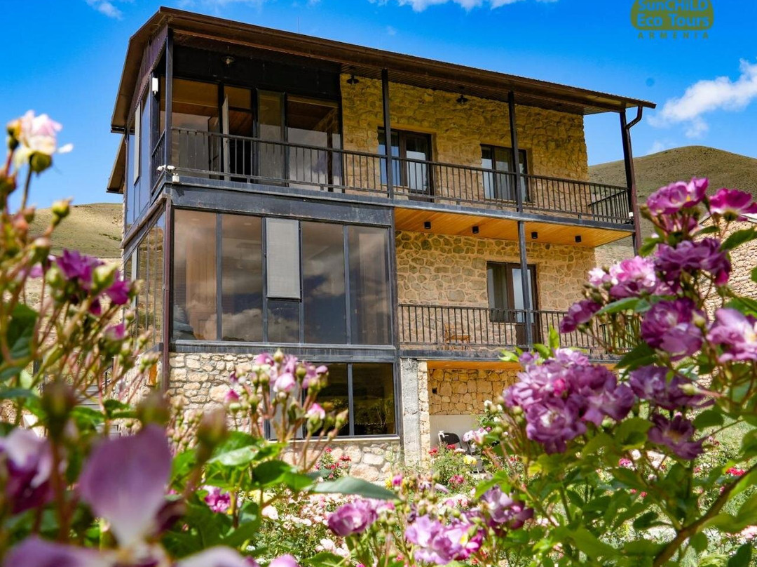 Gnishik Eco Lodge