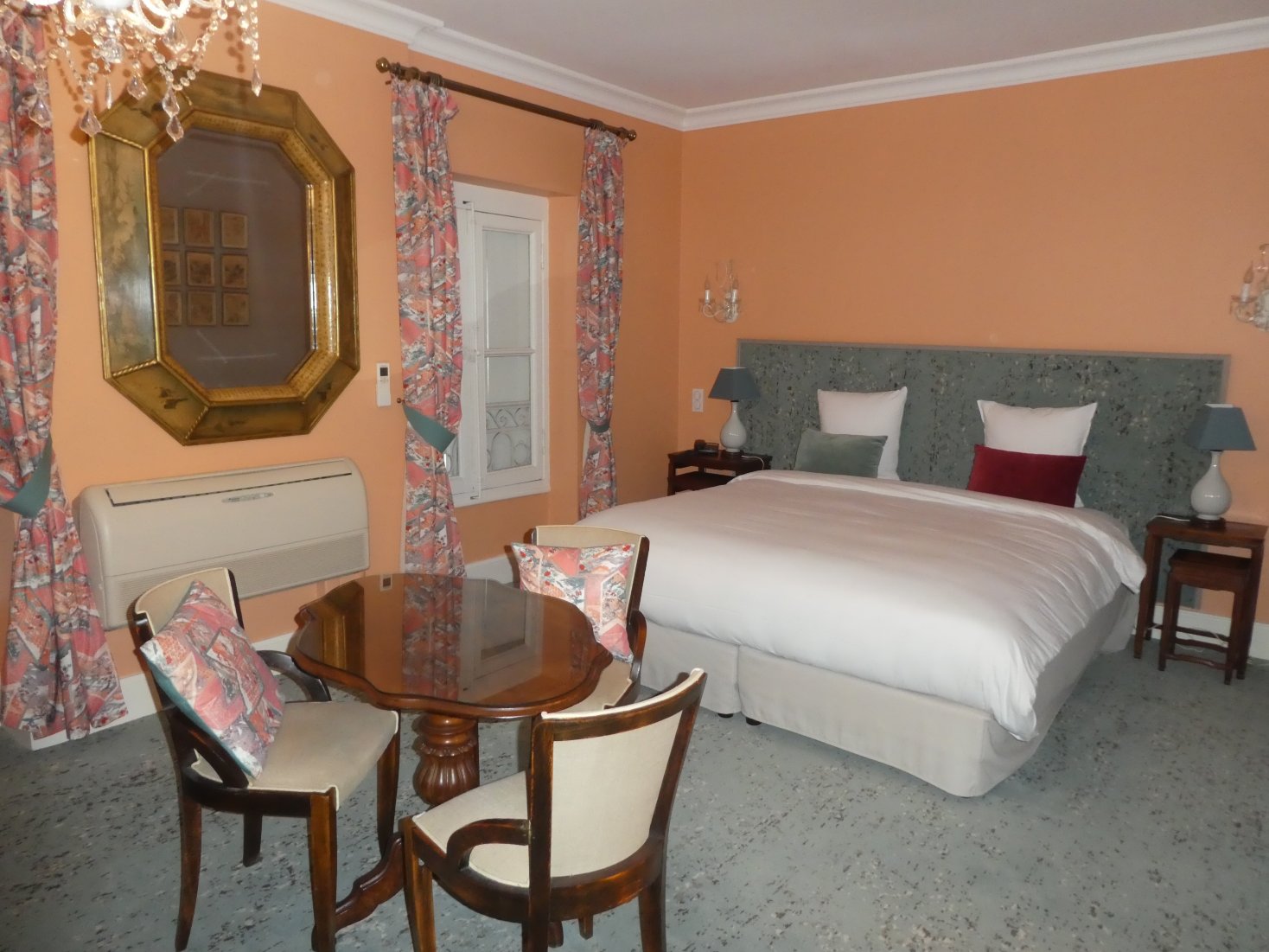 加克兵城堡酒店-客卧