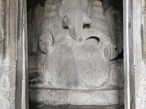 BOUT INDIA TOURS-斋蒲尔必去景点