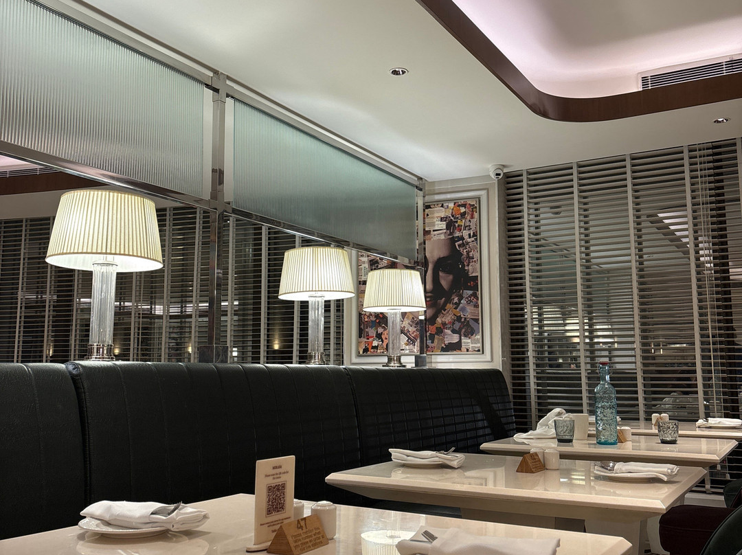 孟买国际机场Aurika酒店主图