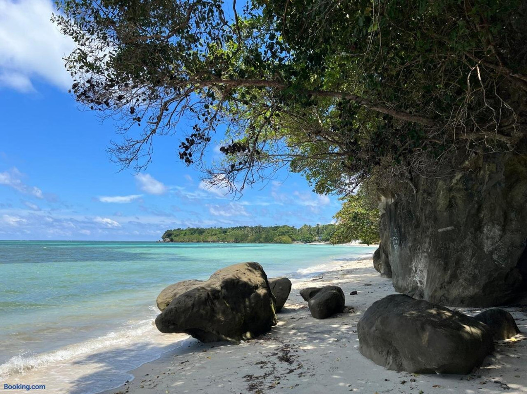 A&L Resort & Cafe Romblon