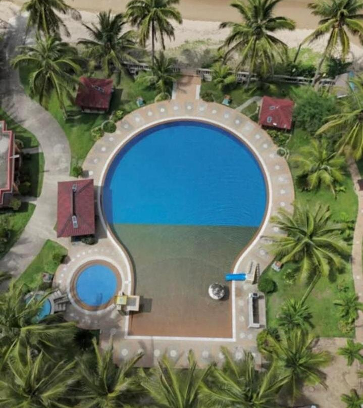 Lamao Beach Resort