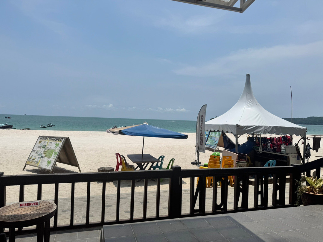 Oceanside Cafe & Restaurant主图