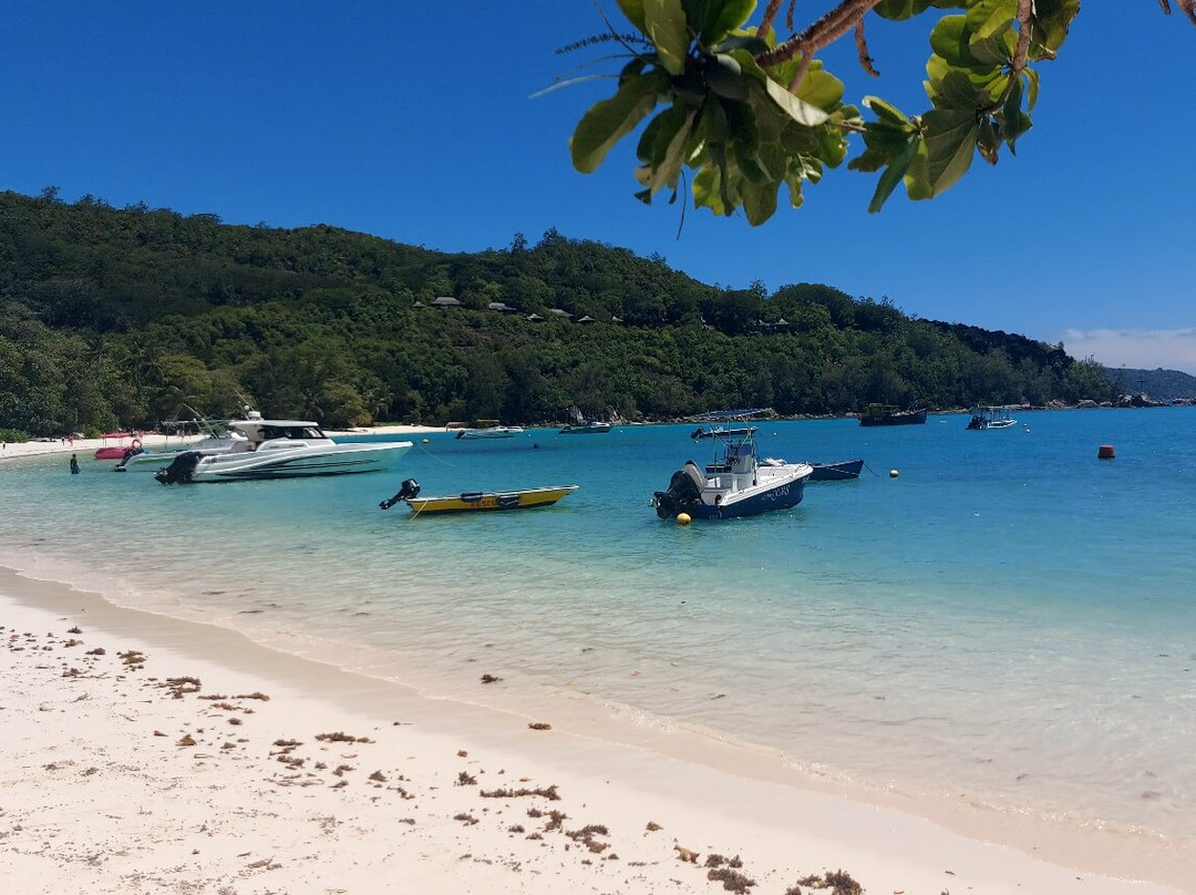 Port Launay Beach-Port Glaud必去景点