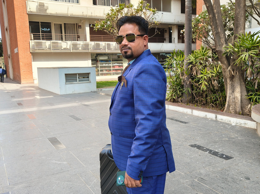 安巴套房酒店主图