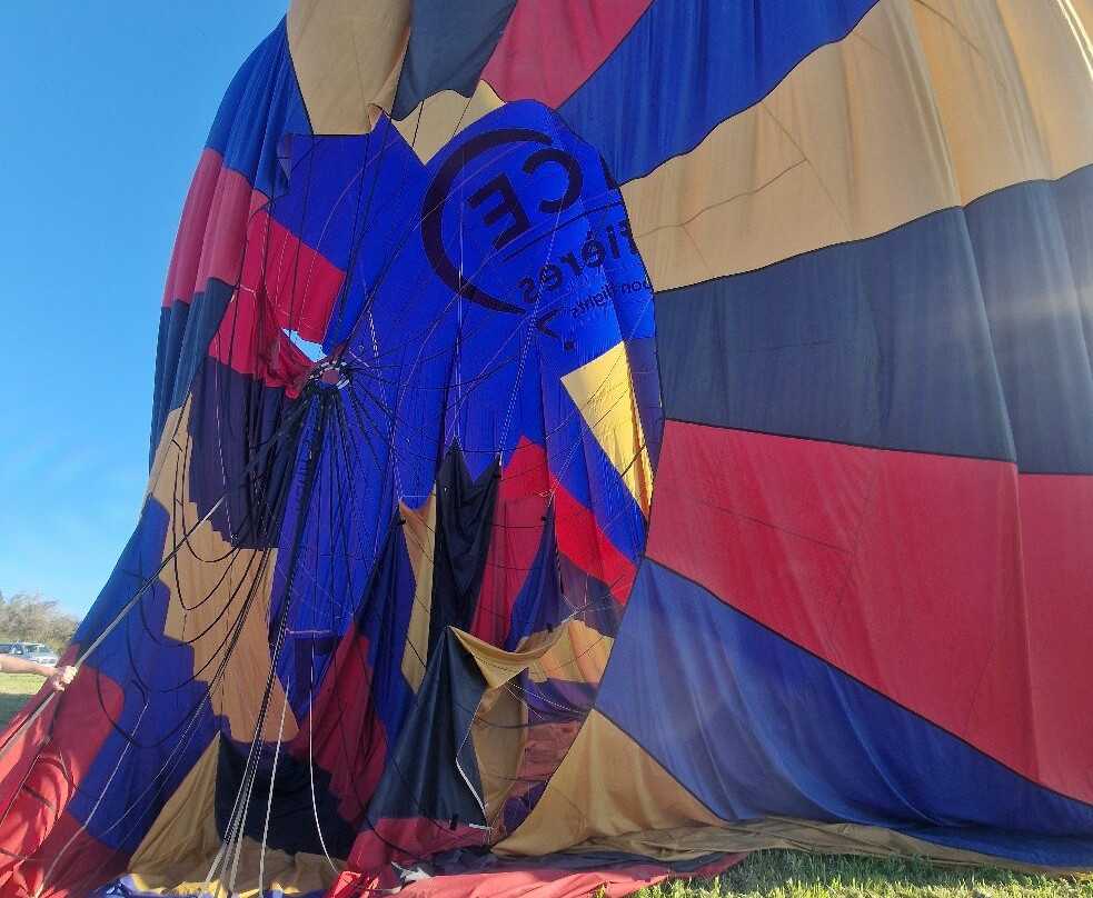 Forcalquier France Montgolfiere-Forcalquier必去景点