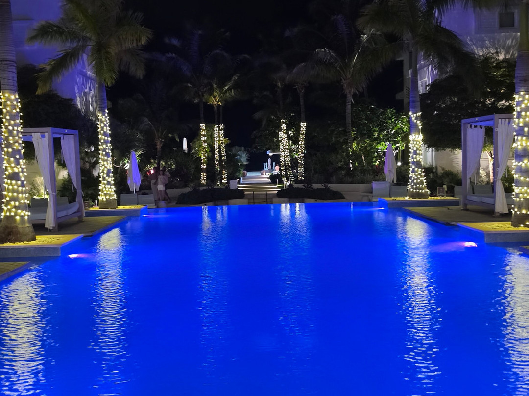 威玛拉度假村及别墅主图