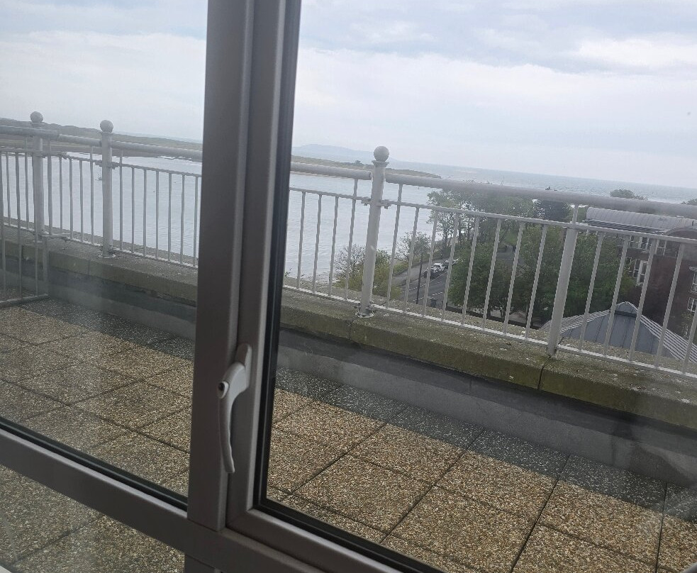 格兰德酒店主图