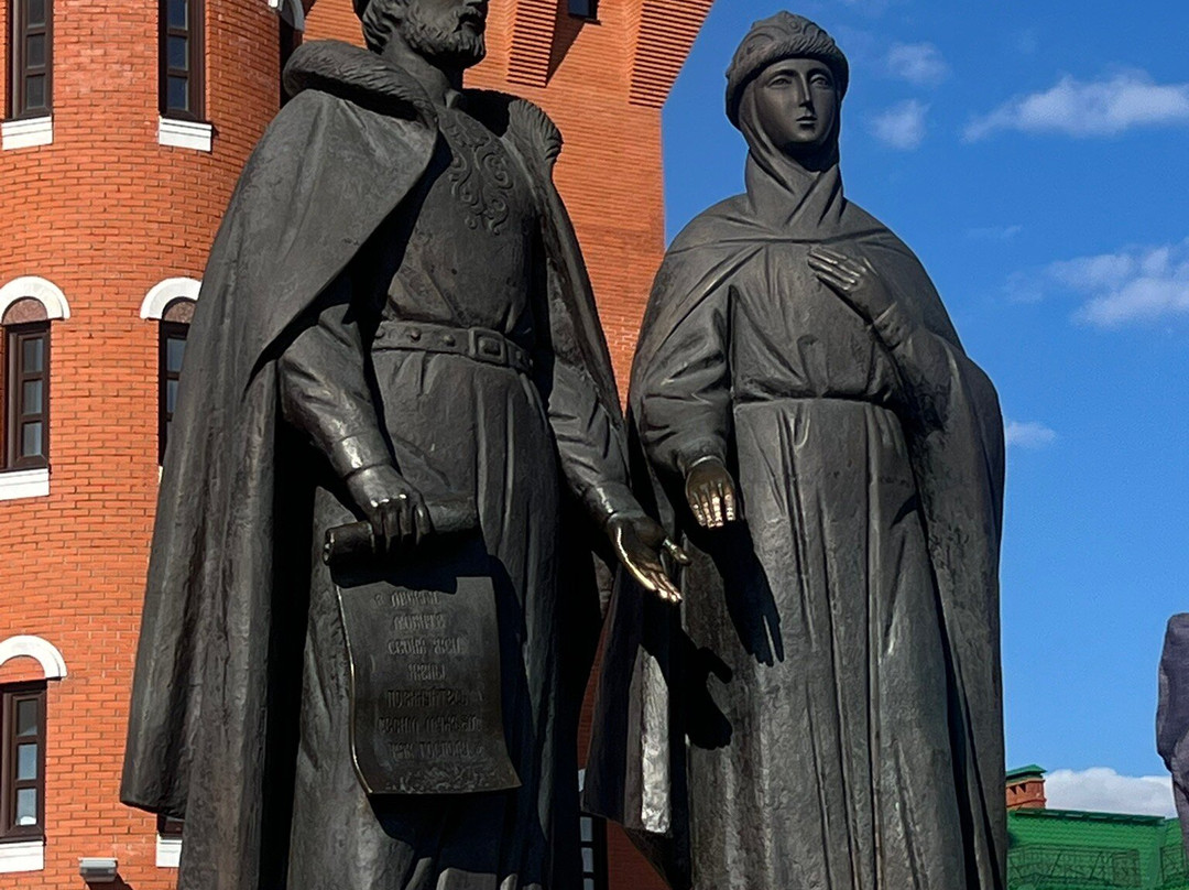 Saint Peter and Fevroniya Monument-Yoshkar-Ola必去景点