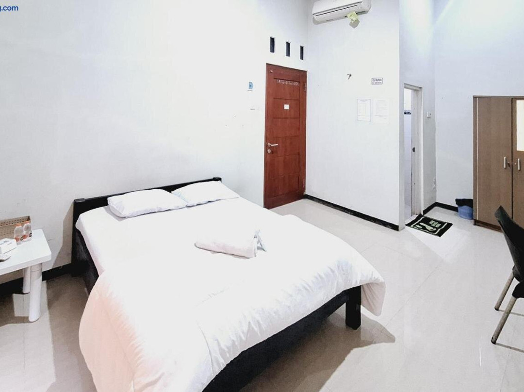 Oyo Life 93186 Hkp Homestay Syariah