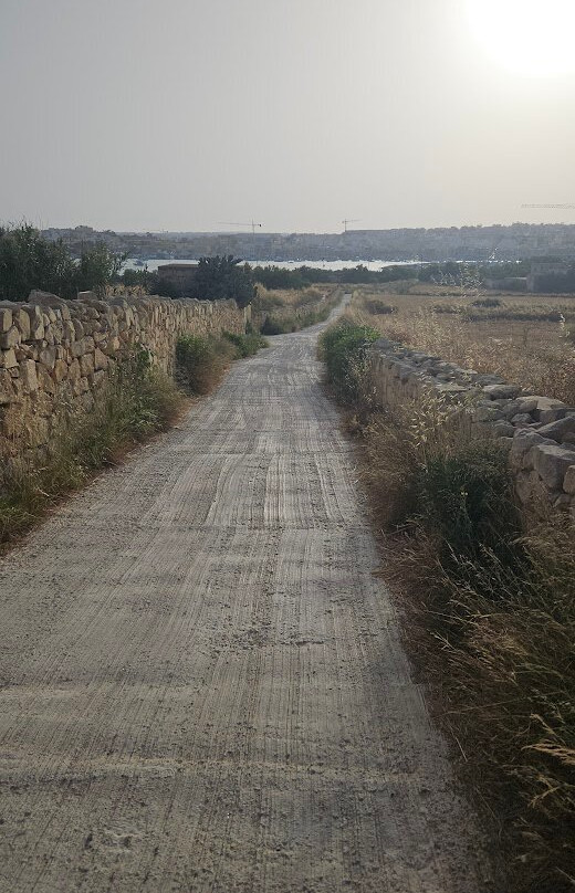 Il-kalanka Beach-Marsaxlokk必去景点