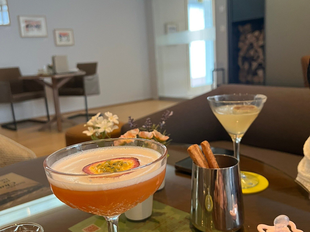 帕拉菲特酒店主图
