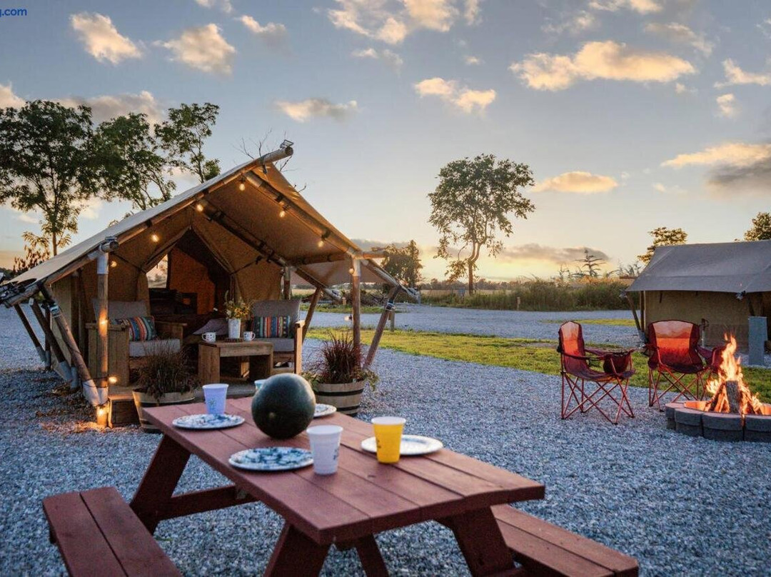 Roaring River Luxury Adventure Tent #16
