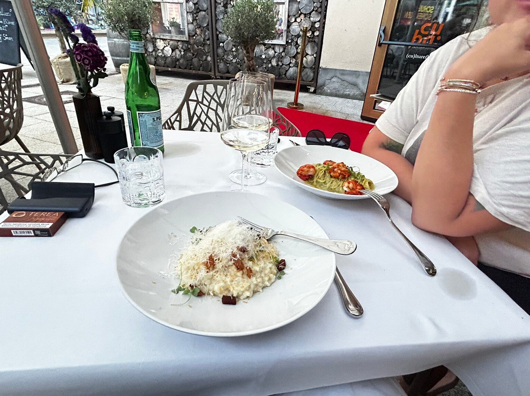 Bellucci Restaurant & Bar