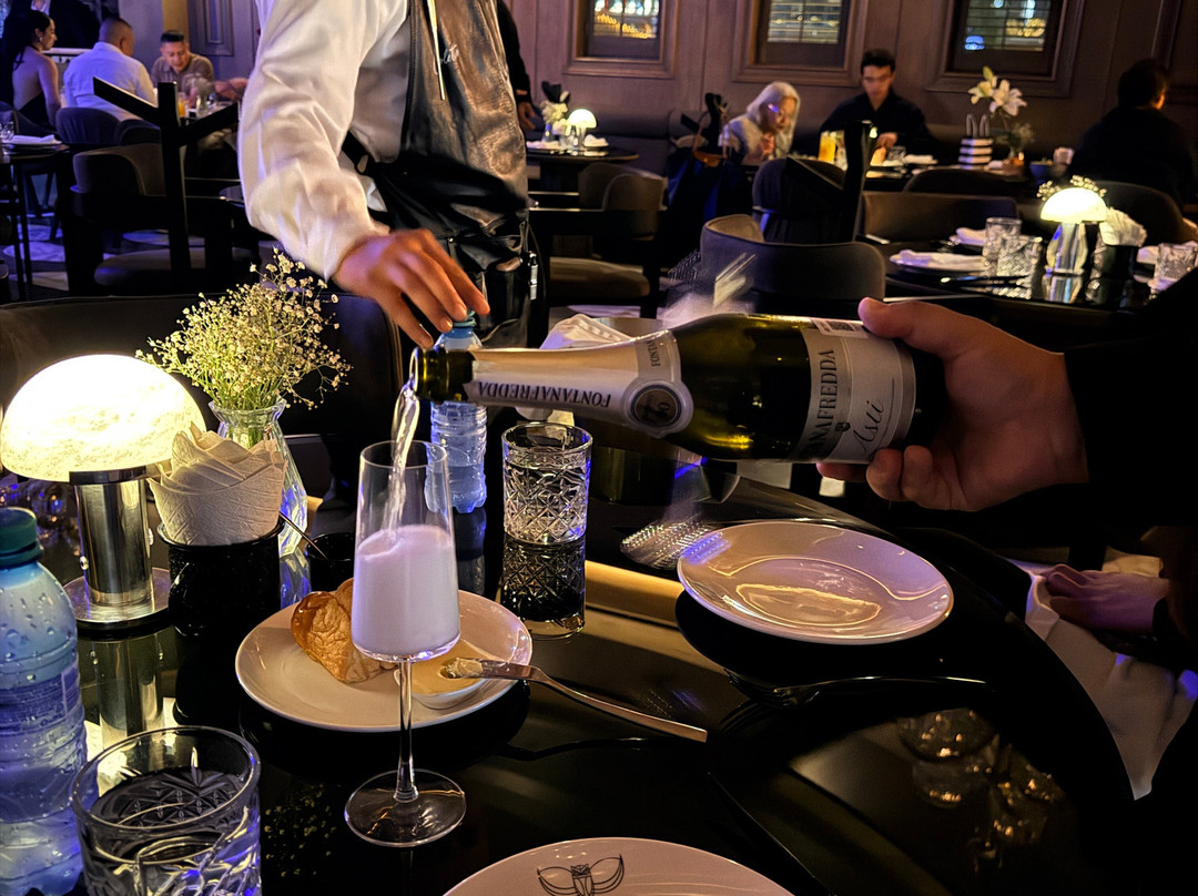 Colette Piano Bar