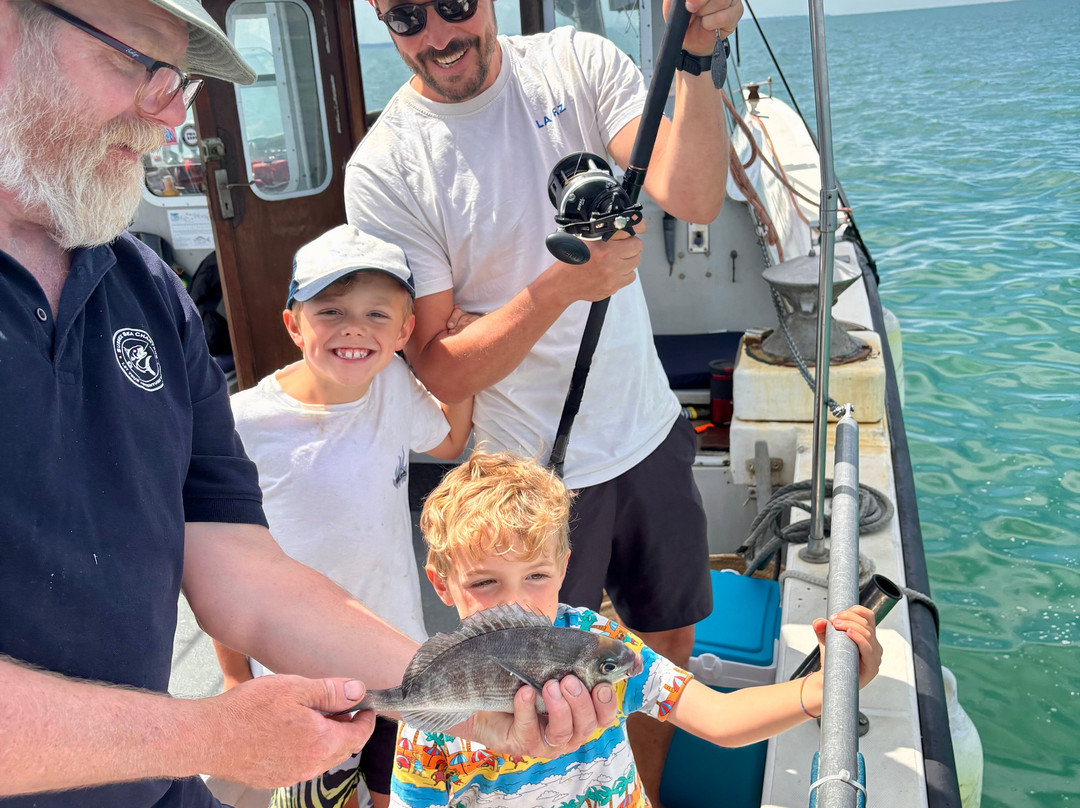 Sussex Sea Charters-West Itchenor必去景点